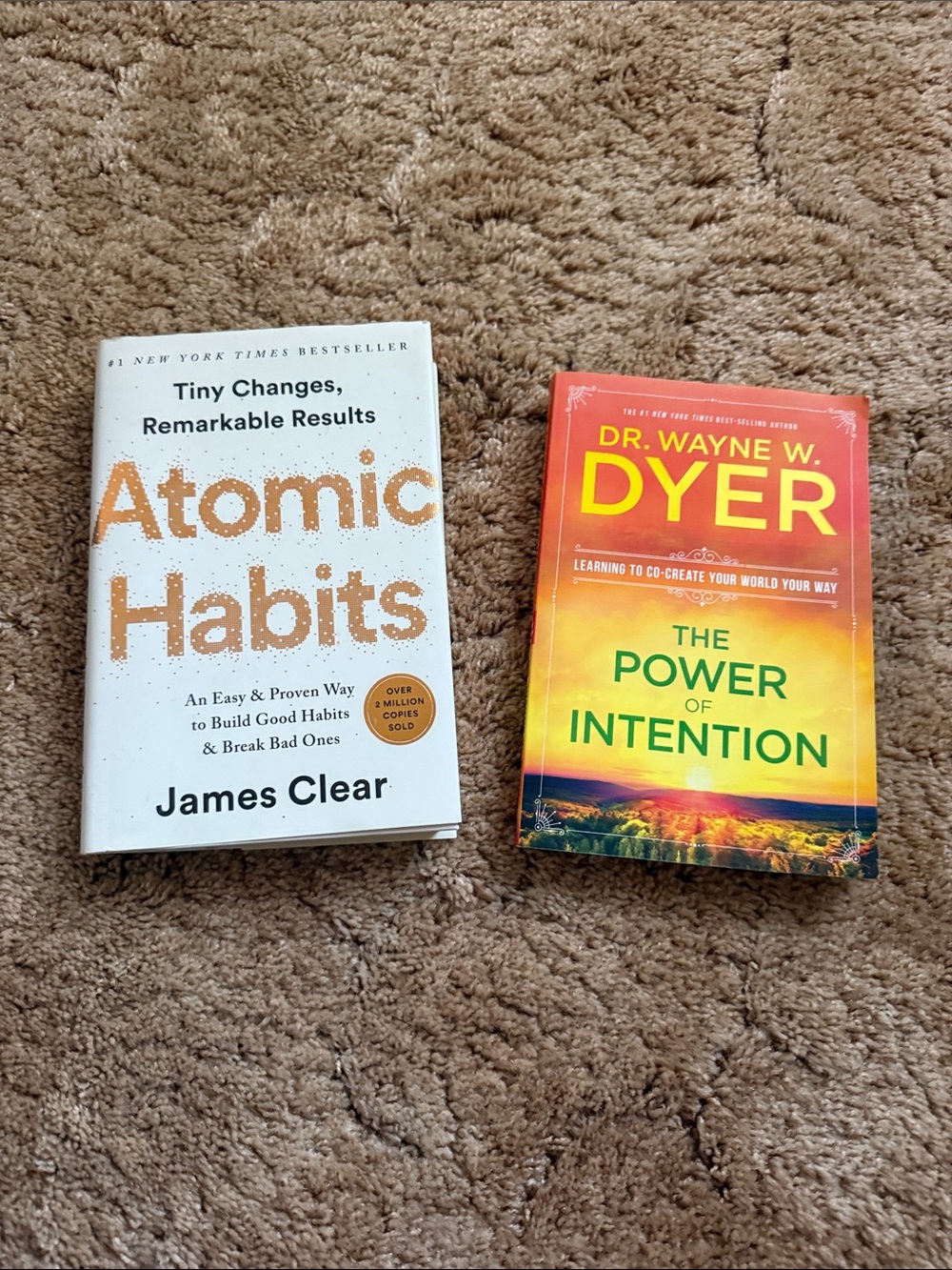 Atomic Habits Hardcover Book - White